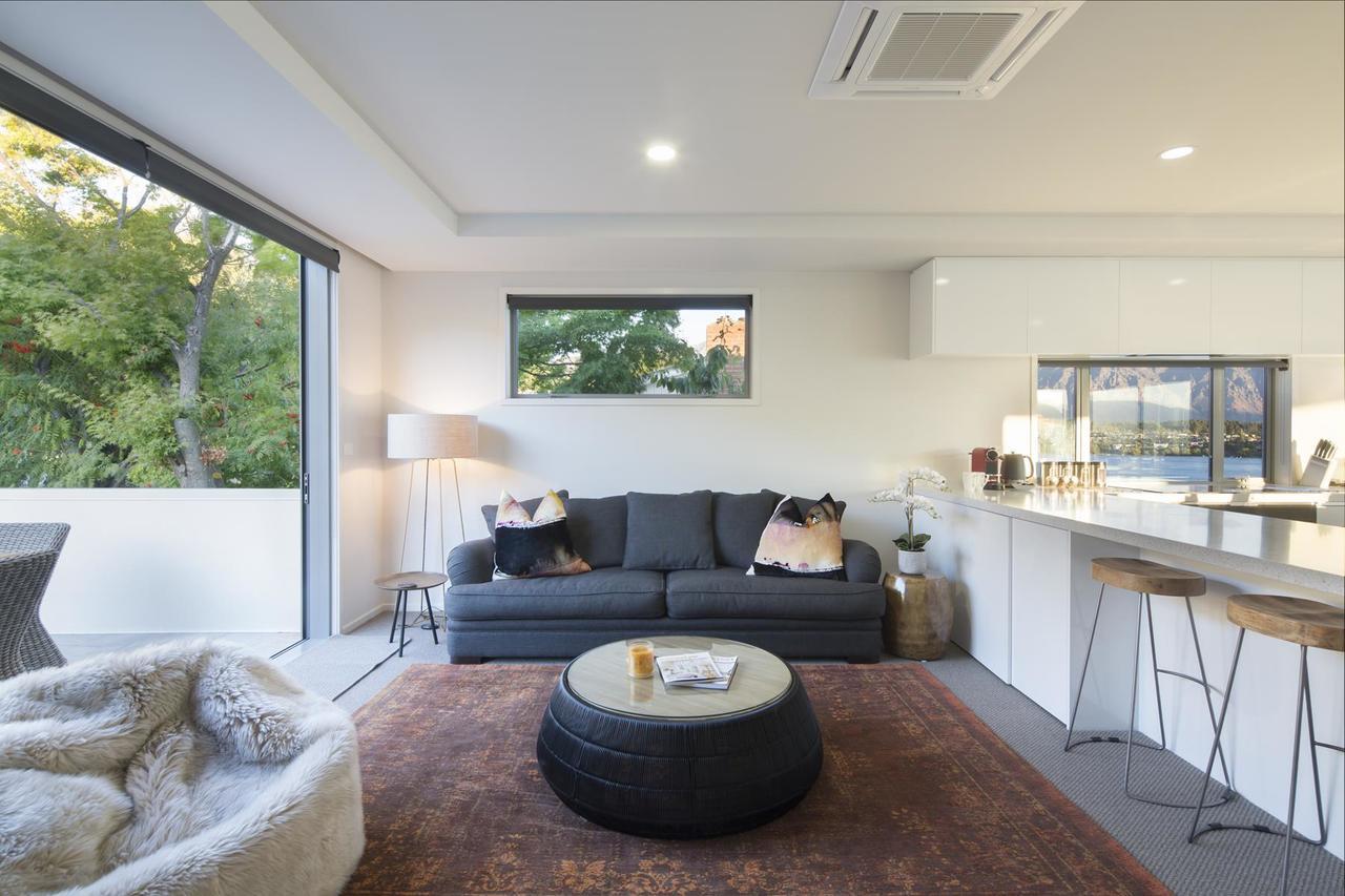 Lakefront Luxury By Amazing Accom Queenstown Exteriör bild